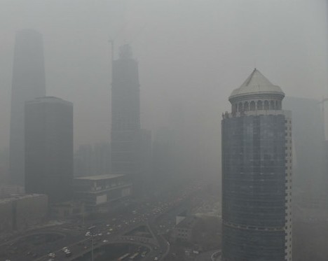 Bắc Kinh ô nhiễm không khí, khói mù bao phủ nhiều ngày
